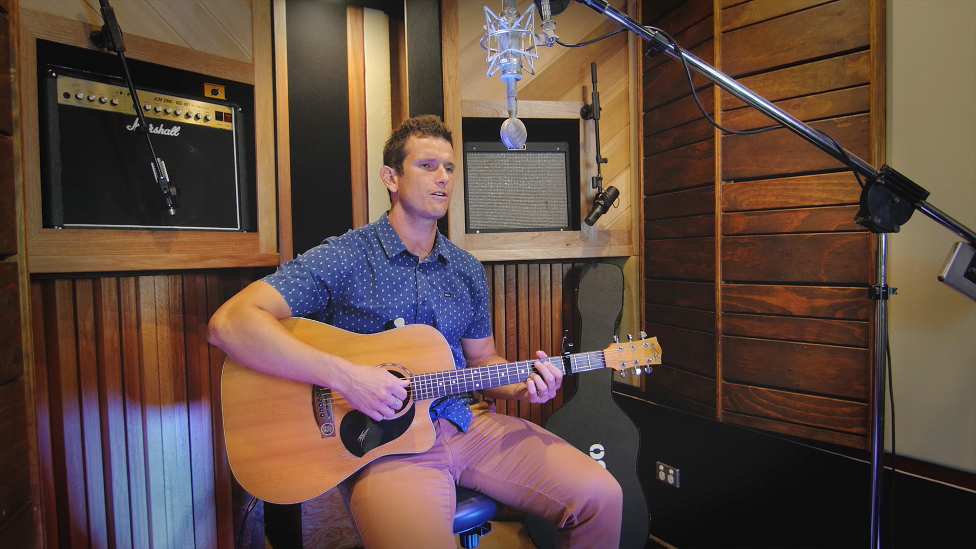 Matt Fasso solo acoustic artist in Brisbane